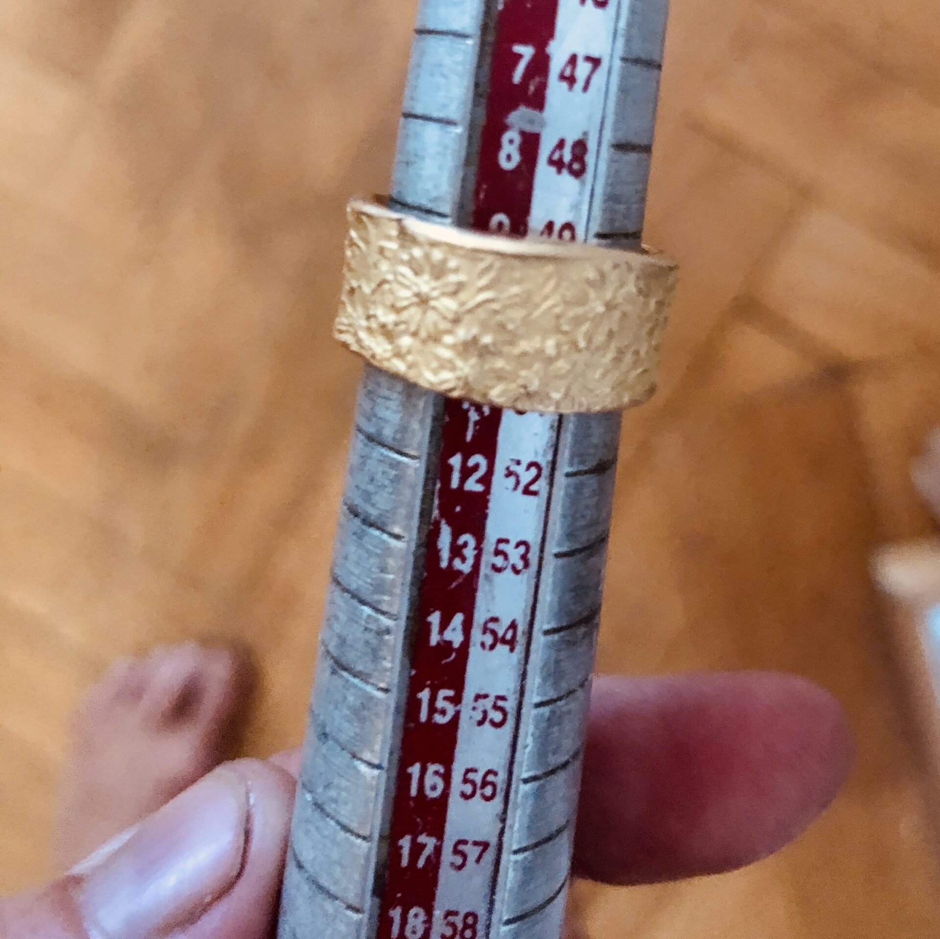 Ringmaß und Goldring als Werkstattimpuls im Goldvogerl Archiv